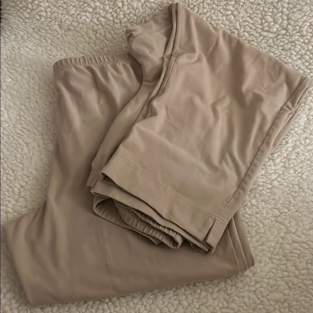 Women with Control Tan Capri Pants